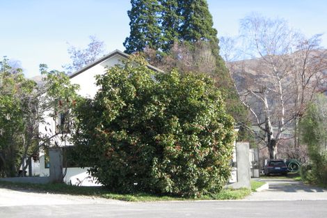 Photo of property in 11 Sycamore Place, Wanaka, 9305