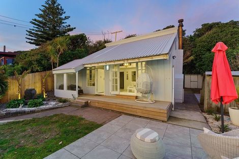 Photo of property in 3b The Esplanade, Raumati South, Paraparaumu, 5032