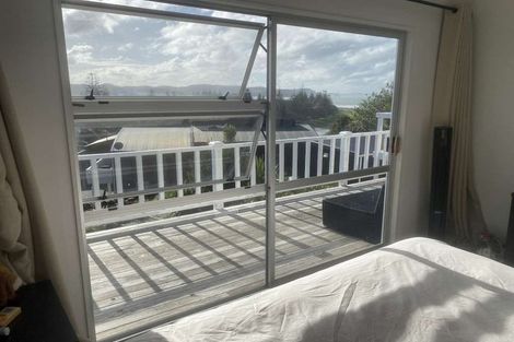 Photo of property in 44 Amorino Drive, Red Beach, 0932