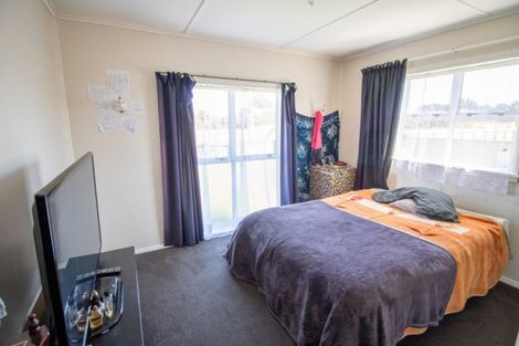 Photo of property in 63 Cook Street, Foxton, 4814