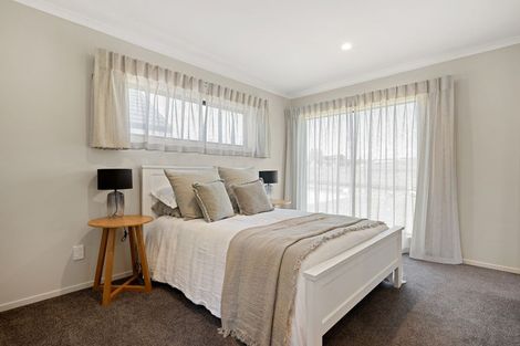 Photo of property in 19 Kakariki Lane, Rototuna North, Hamilton, 3210