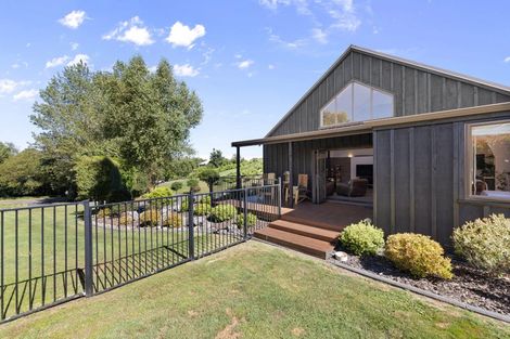 Photo of property in 29 Glen Mohr, Acacia Bay, Taupo, 3385