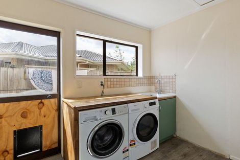 Photo of property in 239c Dixon Road, Fitzroy, Hamilton, 3206