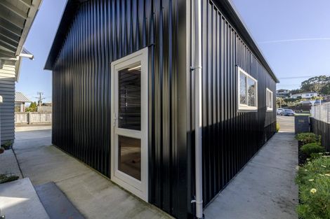 Photo of property in 83 Tukapa Street, Westown, New Plymouth, 4310