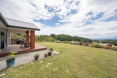 Photo of property in 32 Mahoe Close, Upper Moutere, 7173