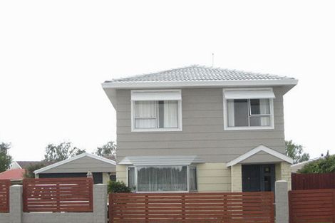Photo of property in 58 Grimseys Road, Redwood, Christchurch, 8051