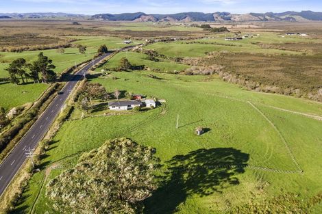 Photo of property in 634 Island Block Road, Island Block, Te Kauwhata, 3782