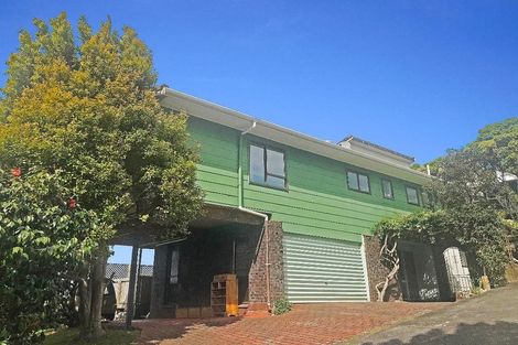 Photo of property in 18 Glencoe Road, Browns Bay, Auckland, 0630
