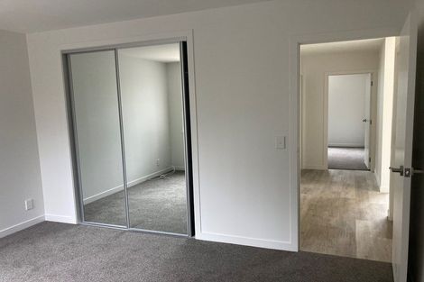 Photo of property in 106 Archers Road, Glenfield, Auckland, 0629