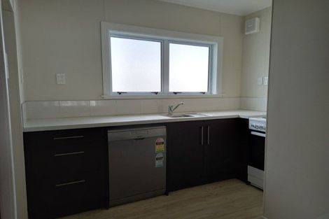 Photo of property in 3/21 Vivian Street, New Plymouth, 4310