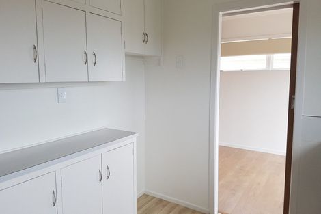 Photo of property in 72a Carlisle Road, Browns Bay, Auckland, 0632