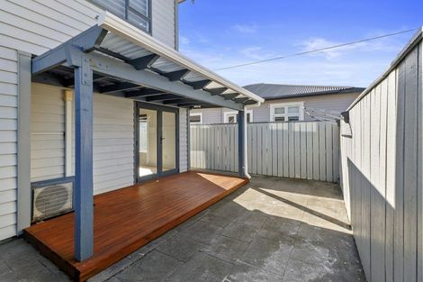 Photo of property in 12 Kauri Street, Miramar, Wellington, 6022