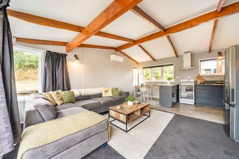 Photo of property in 11a Norana Road, Maoribank, Upper Hutt, 5018