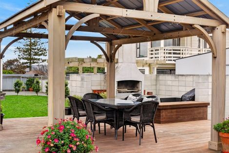 Photo of property in 34 The Esplanade, Westshore, Napier, 4110
