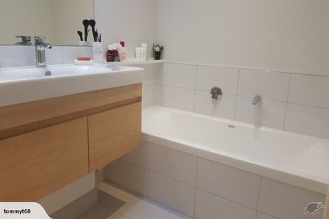 Photo of property in 259 Millwater Parkway, Silverdale, 0932