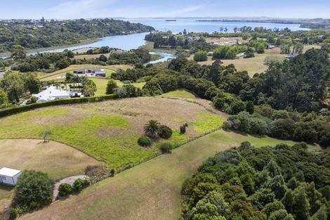 Photo of property in 15 Tudor Park Drive, Whitford, Howick, 2571