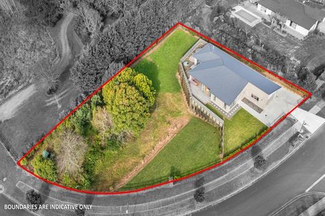 Photo of property in 125 Mcrobbie Road, Kingseat, Papakura, 2580