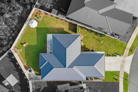 Photo of property in 51 Brian Morgan Terrace, Wainuiomata, Lower Hutt, 5014