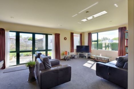 Photo of property in 12 Milford Street, Gore, 9710