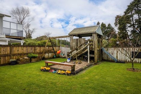 Photo of property in 503 Richmond Road, Lepperton, New Plymouth, 4373