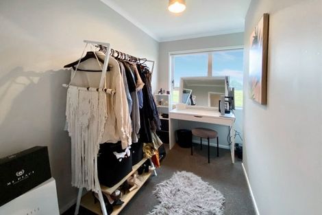 Photo of property in 20 Monteith Street, Halcombe, 4779