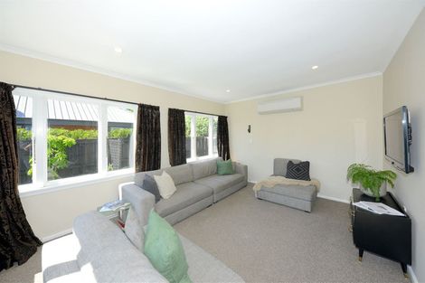 Photo of property in 1/68 Searells Road, Strowan, Christchurch, 8052