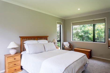 Photo of property in 208 Mapara Road, Acacia Bay, Taupo, 3385