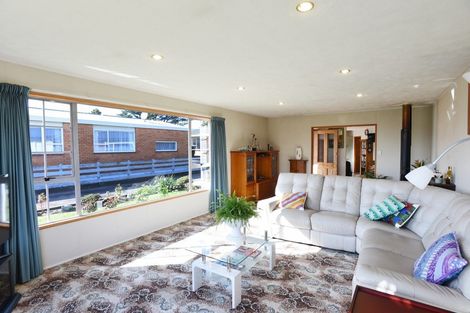 Photo of property in 11 Calder Place, Winton, 9720