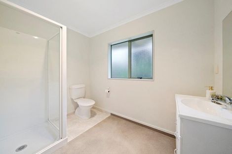 Photo of property in 4 Jeannie Way, Waikanae Beach, Waikanae, 5036