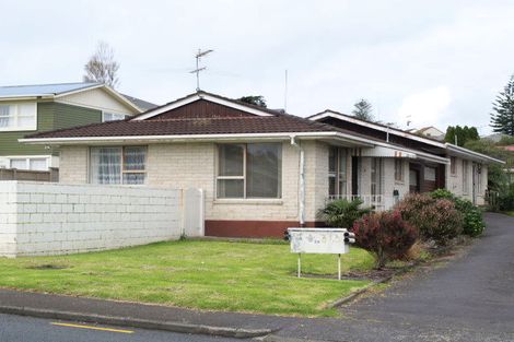 Photo of property in 4/54 Moore Street, Howick, Auckland, 2014