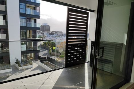 Photo of property in 109/9 Madeira Lane, Grafton, Auckland, 1023