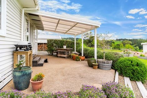 Photo of property in 15 Massey Road, Waipu, 0582