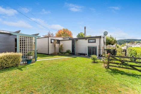 Photo of property in 13 Harrington Street, Lawrence, 9532