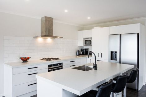 Photo of property in 7 Gibraltar Way, Fitzherbert, Palmerston North, 4410