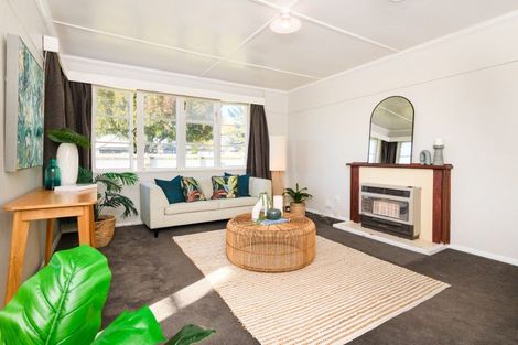 Photo of property in 660 Featherston Street, Roslyn, Palmerston North, 4414