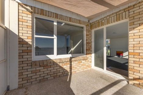 Photo of property in 12 South Road, Moturoa, New Plymouth, 4310