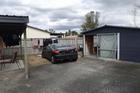 Photo of property in 2 Perry Place, Bader, Hamilton, 3206