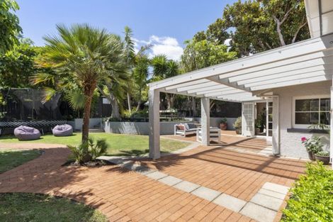 Photo of property in 21 Rattray Street, Devonport, Auckland, 0624