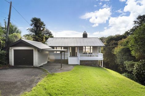 Photo of property in 145 Ocean View Road, Hillcrest, Auckland, 0627