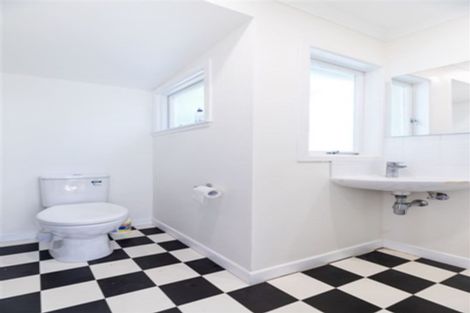 Photo of property in 136 Piha Road, Piha, New Lynn, 0772