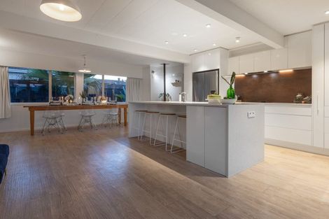 Photo of property in 23 Featherston Street, Levin, 5510