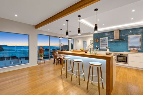 Photo of property in 37 Rosario Crescent, Red Beach, 0932