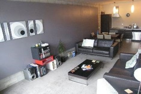 Photo of property in Mondrian Townhouses, 9/24 Hanson Street, Mount Cook, Wellington, 6021