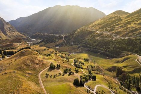 Photo of property in 80 Toka Road, Dalefield, Queenstown, 9371