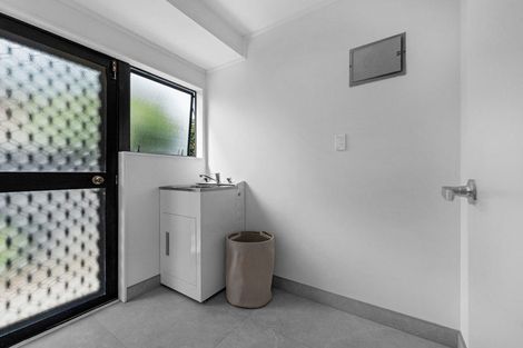 Photo of property in 13a Nelson Street, Papakura, 2110