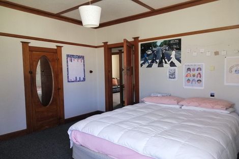 Photo of property in 41 Norton Park Avenue, Fairfield, Lower Hutt, 5011