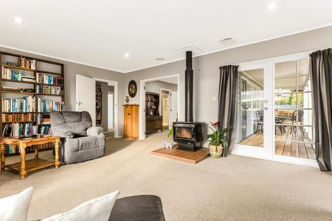 Photo of property in 7 Luff Place, Whitby, Porirua, 5024