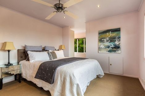 Photo of property in 490 Te Atatu Road, Te Atatu Peninsula, Auckland, 0610