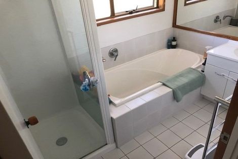 Photo of property in 10 Thelma Crescent, Torbay, Auckland, 0630