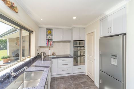 Photo of property in 49 Armstrong Avenue, Carterton, 5713